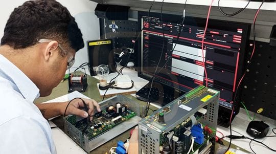 Serviços em Eletrônica Industrial Drivers e CNCs - Serviços em Eletrônica Industrial