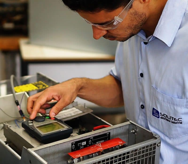 Serviços em Eletrônica Industrial Reparo e Manutenção em Inversores de Frequência